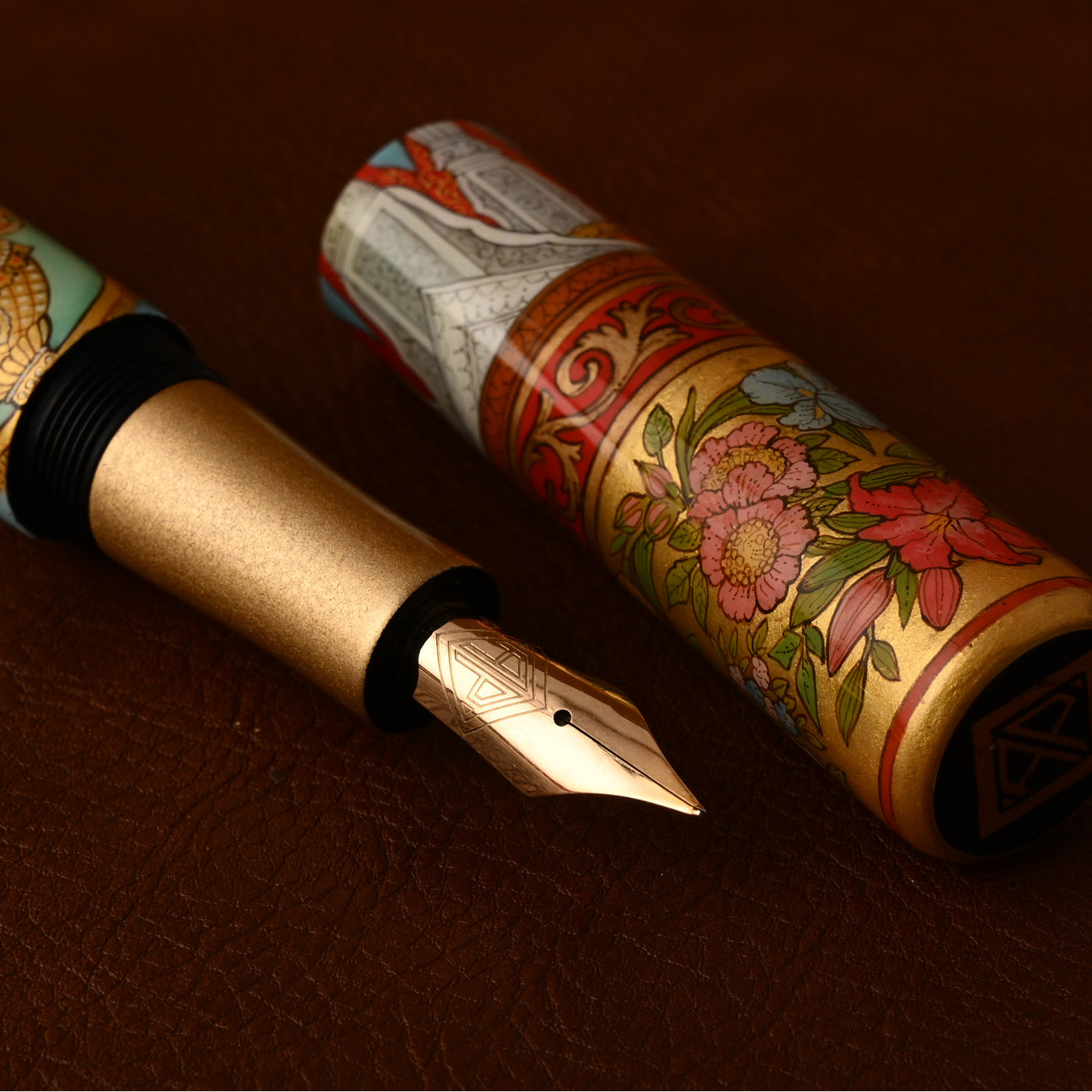 AP Limited Editions Russian Lacquer Art Fountain Pen - Ganesha (Limited Edition) 1