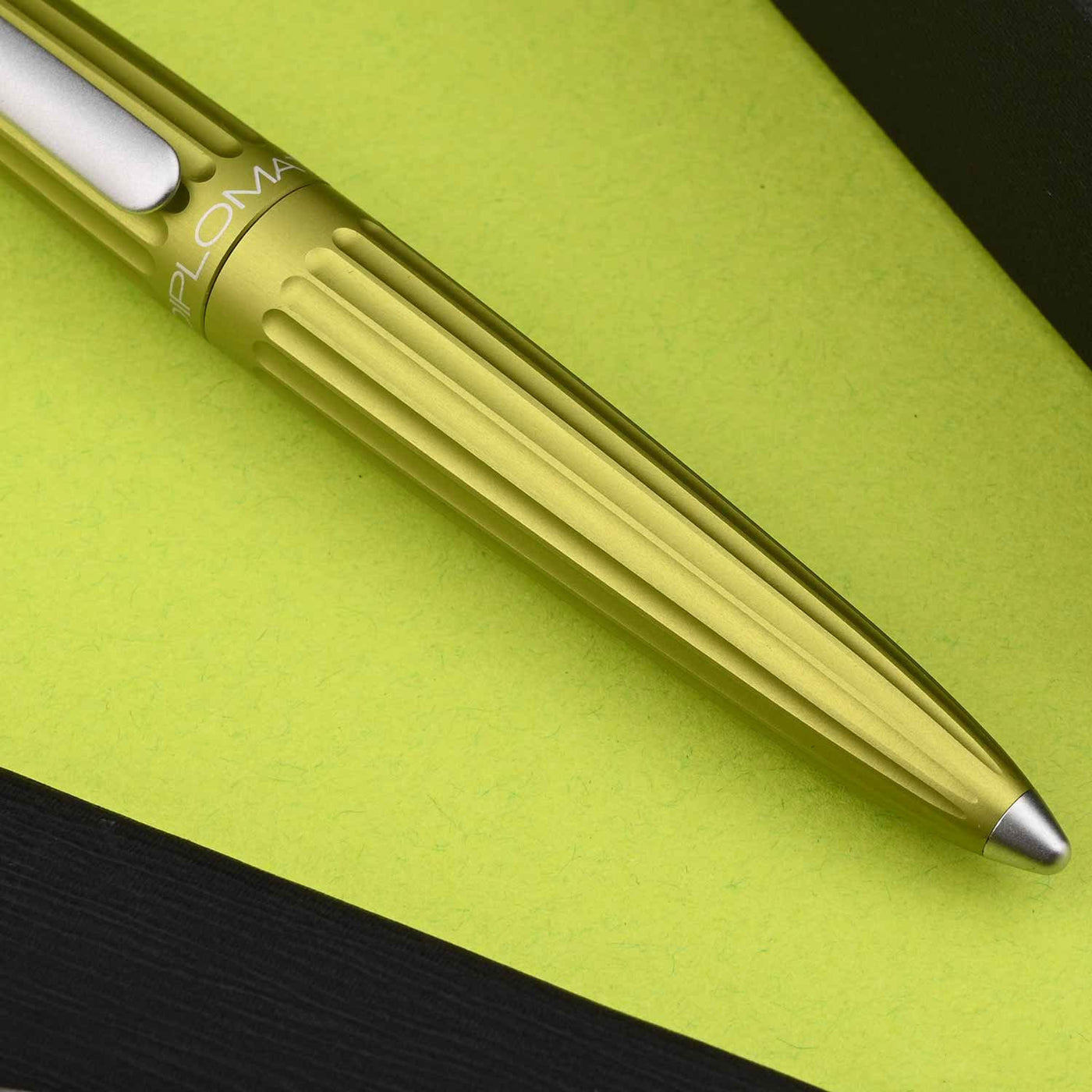 Diplomat Aero 14K Gold Fountain Pen - Citrus 5