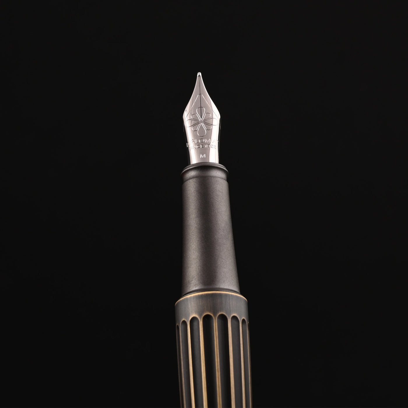 Diplomat Aero Fountain Pen - Oxyd Brass 10