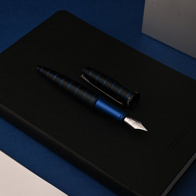 Diplomat Elox 14K Gold Fountain Pen - Ring Black Blue 9