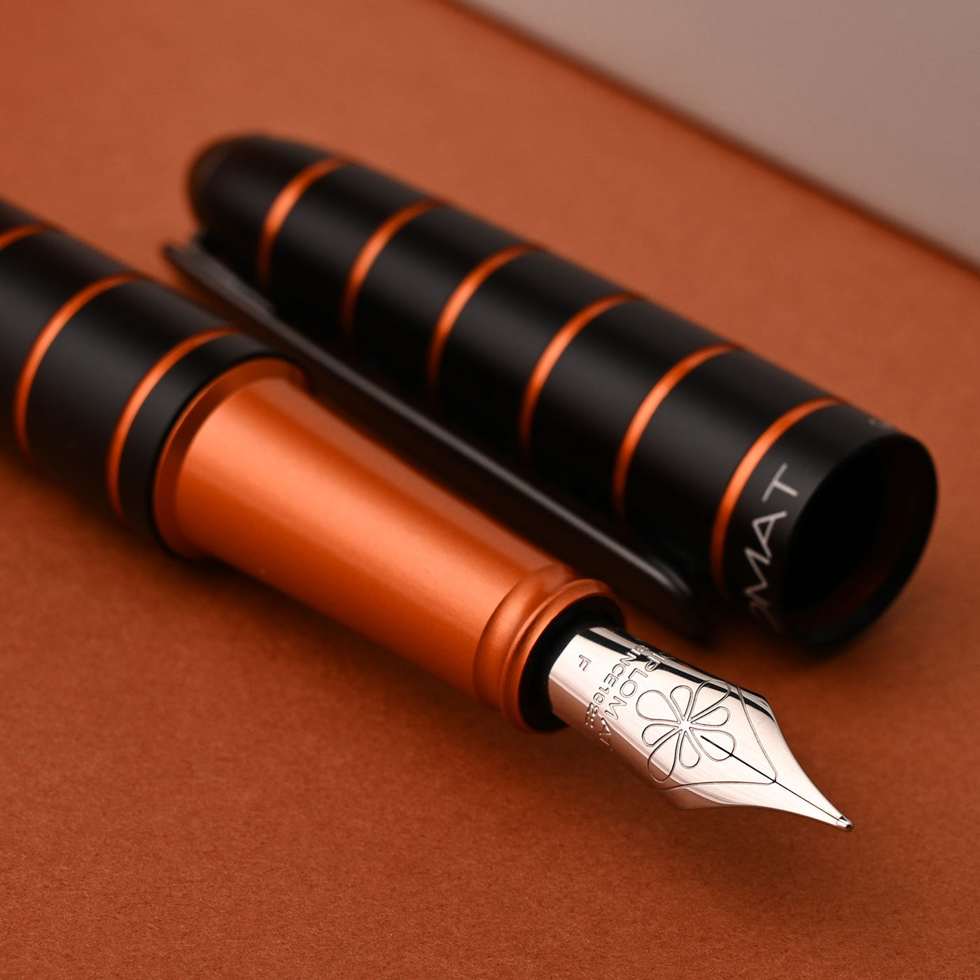Diplomat Elox 14K Gold Fountain Pen - Ring Black Orange 8