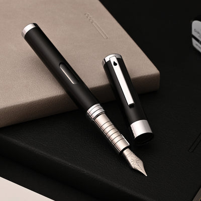 Diplomat Nexus Fountain Pen - Black/Chrome 5