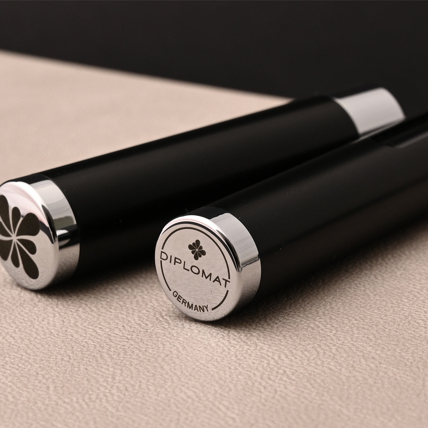 Diplomat Nexus Fountain Pen - Black/Chrome 9