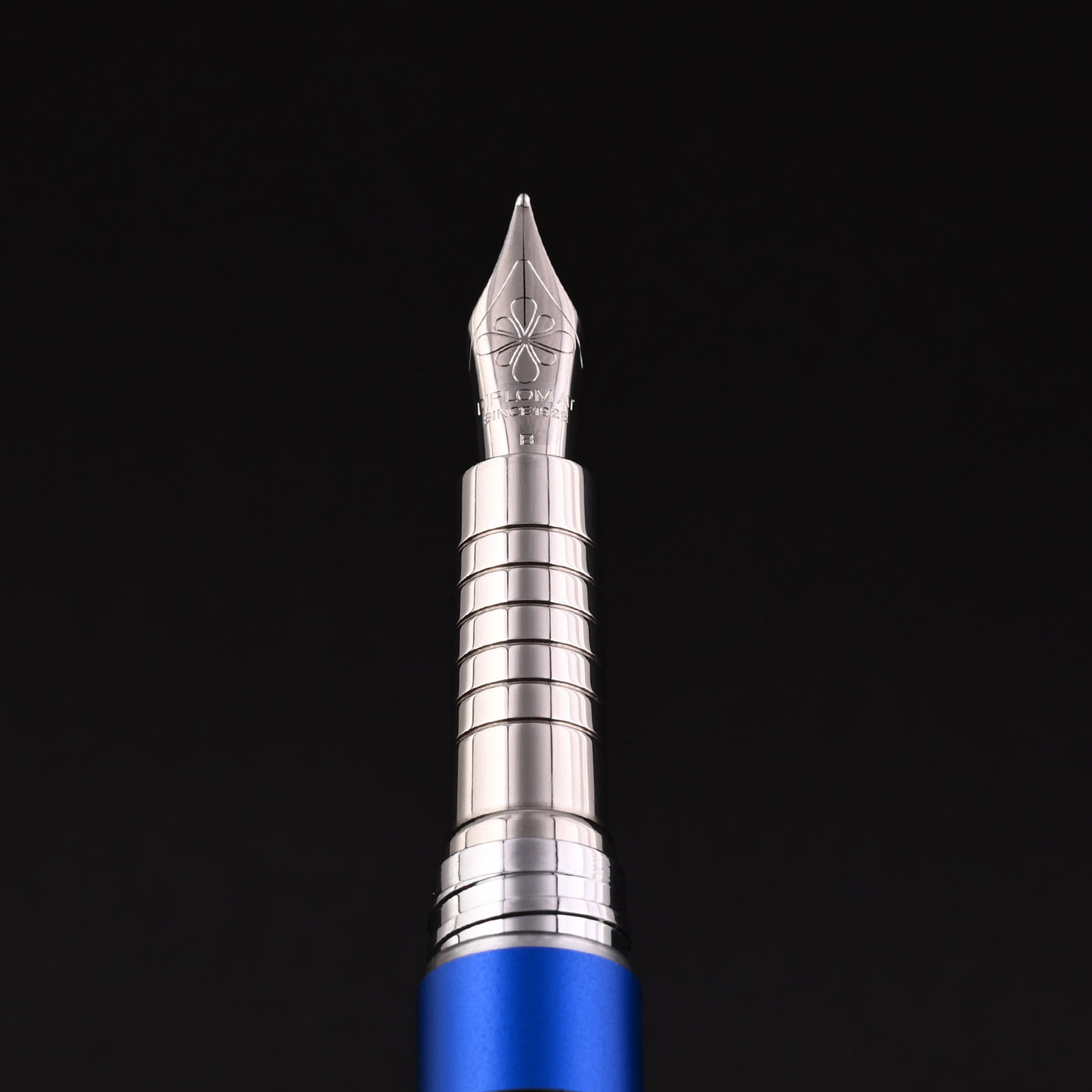 Diplomat Nexus Fountain Pen - Demo Blue CT 10