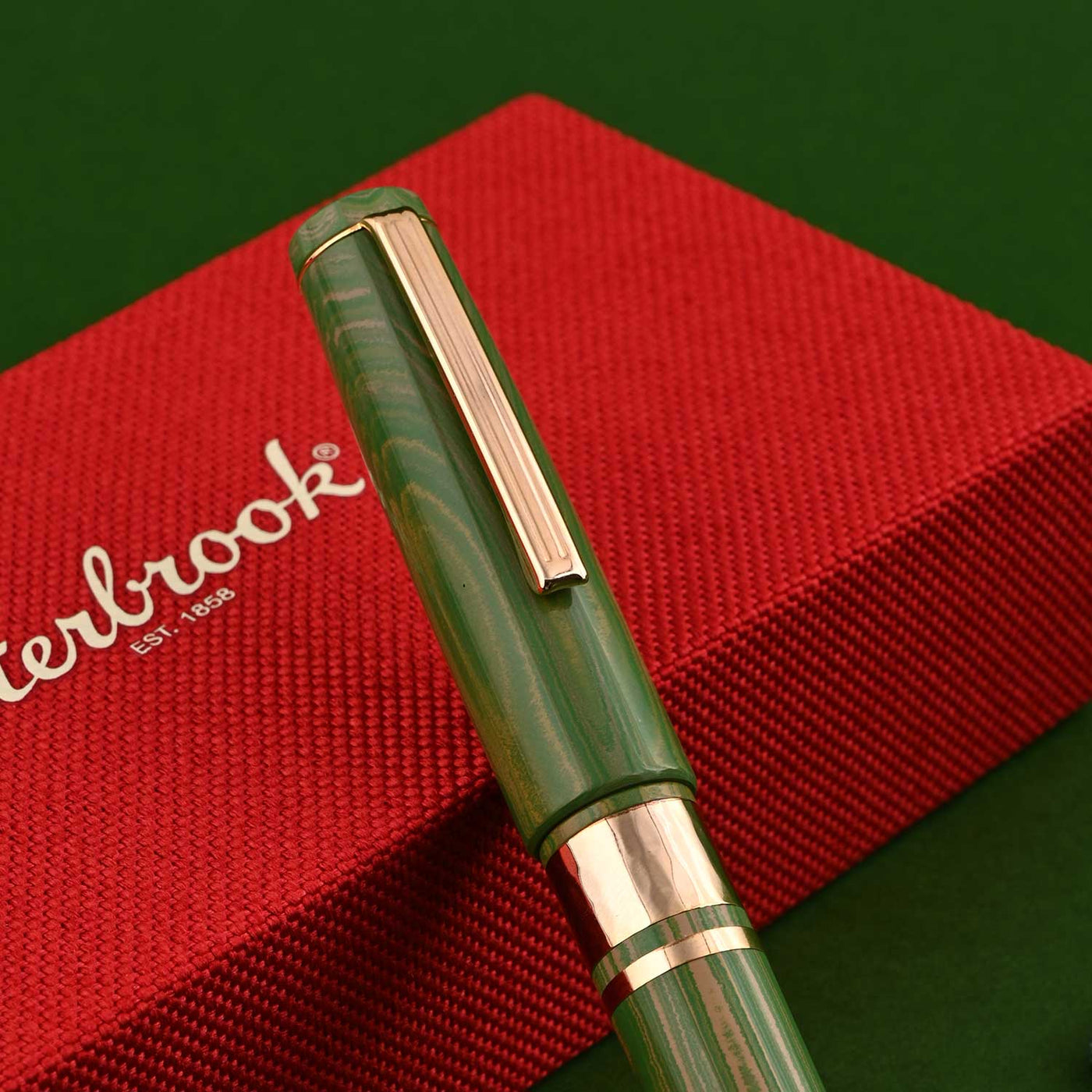 Esterbrook Big-J Fountain Pen - Lotus Green GT 21