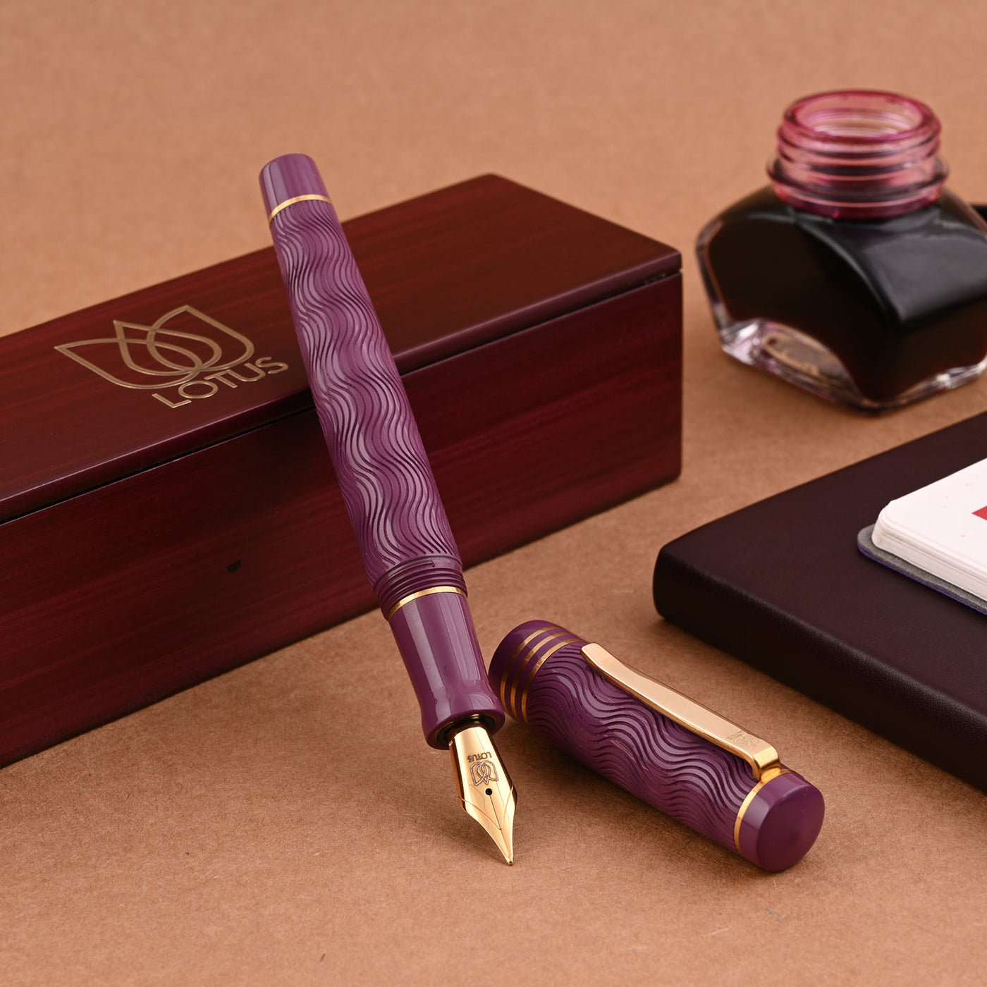 Lotus Wave Fountain Pen - Purple GT