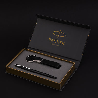 Parker Gift Set - Insignia Lacquer Black CT Ball Pen with Key Chain 1
