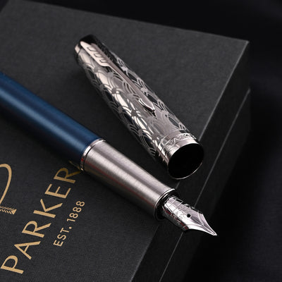 Parker Sonnet Premium Fountain Pen - Metal & Blue CT 10