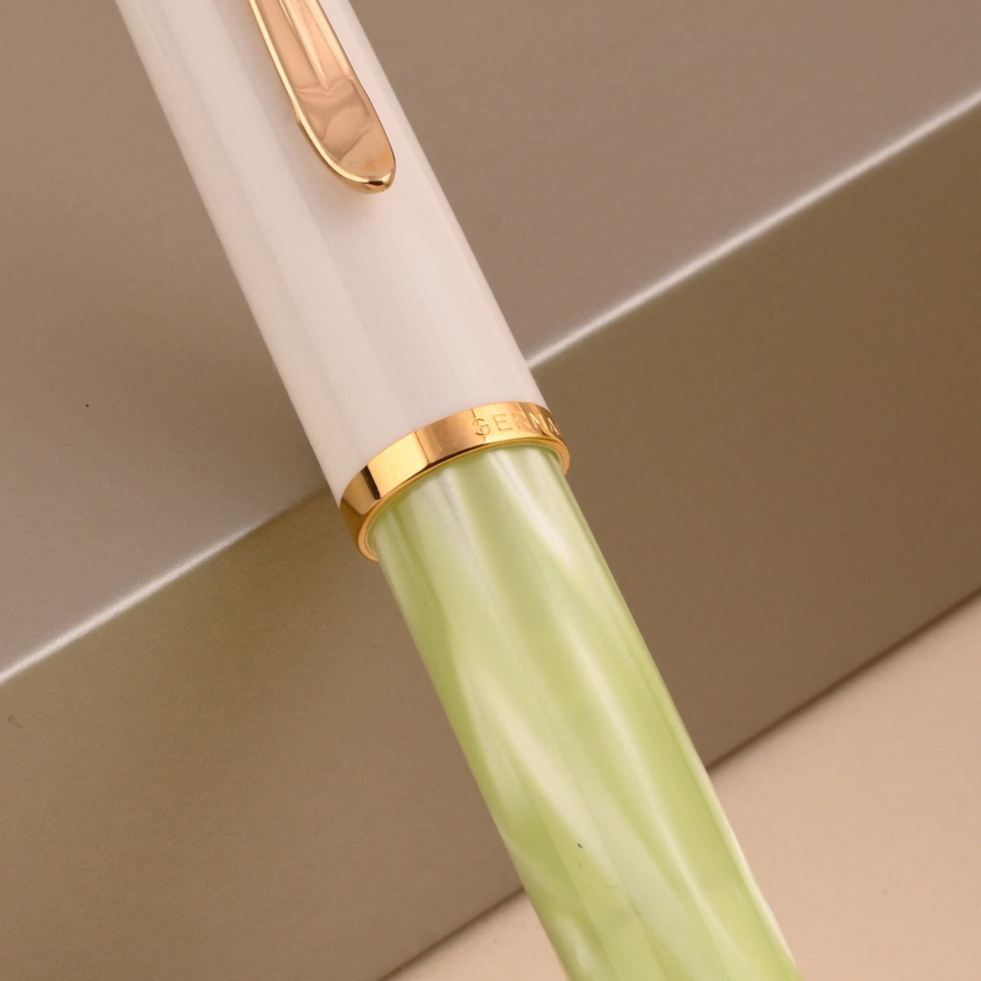Pelikan M200 Fountain Pen - Pastel Green GT (Special Edition) 11