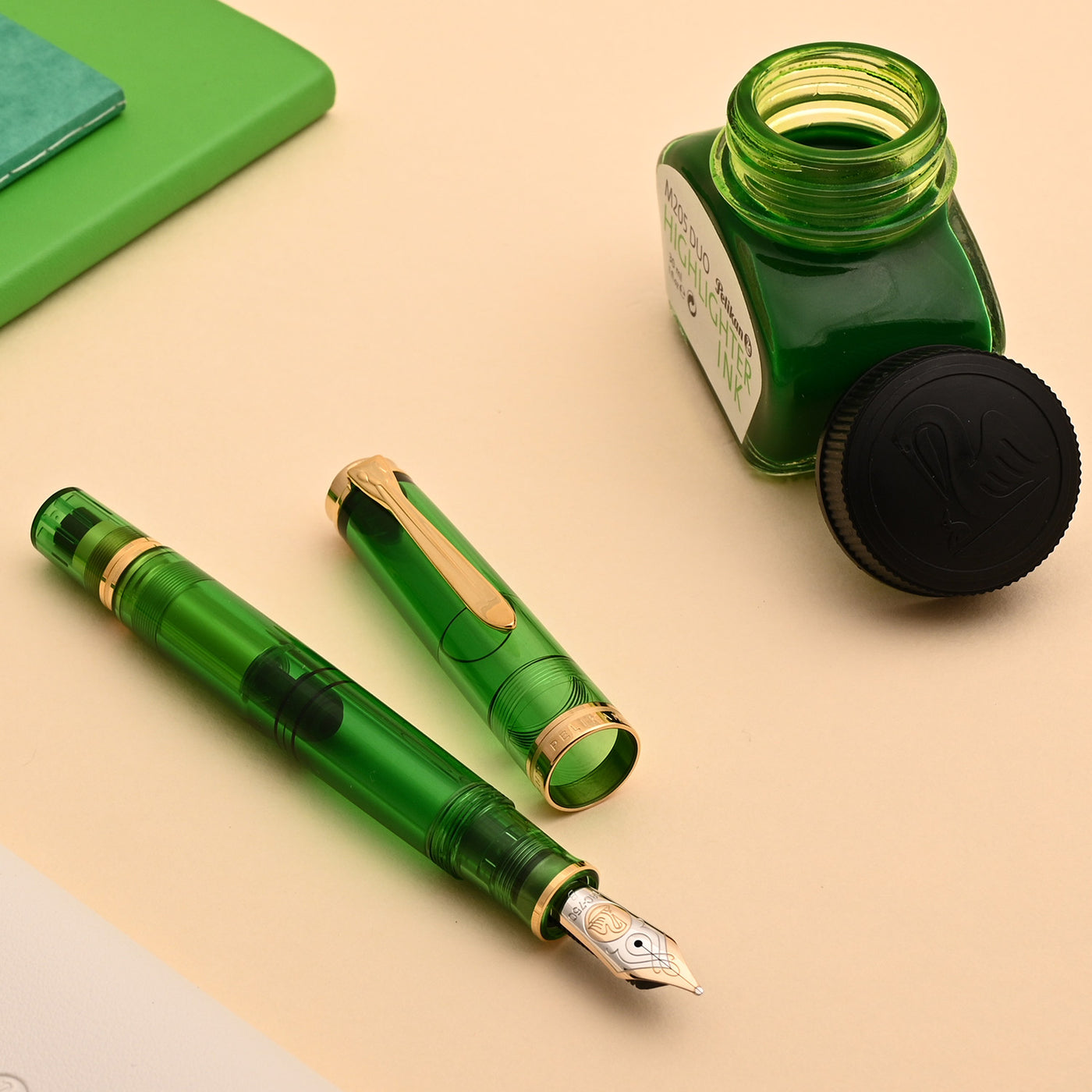 Pelikan M800 Fountain Pen - Green Demonstrator (Special Edition) 7