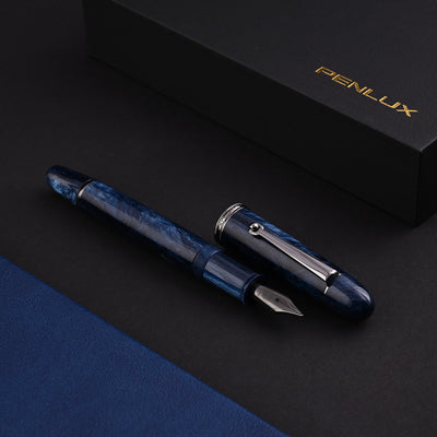 Penlux Masterpiece Grande Fountain Pen - Galaxy RT 7