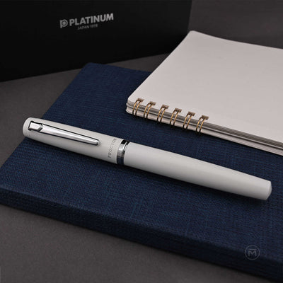 Platinum Procyon Fountain Pen - Porcelain White 5