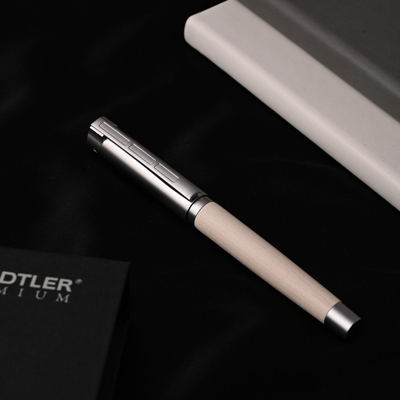 Staedtler Premium Lignum Fountain Pen - Maple Wood CT 11