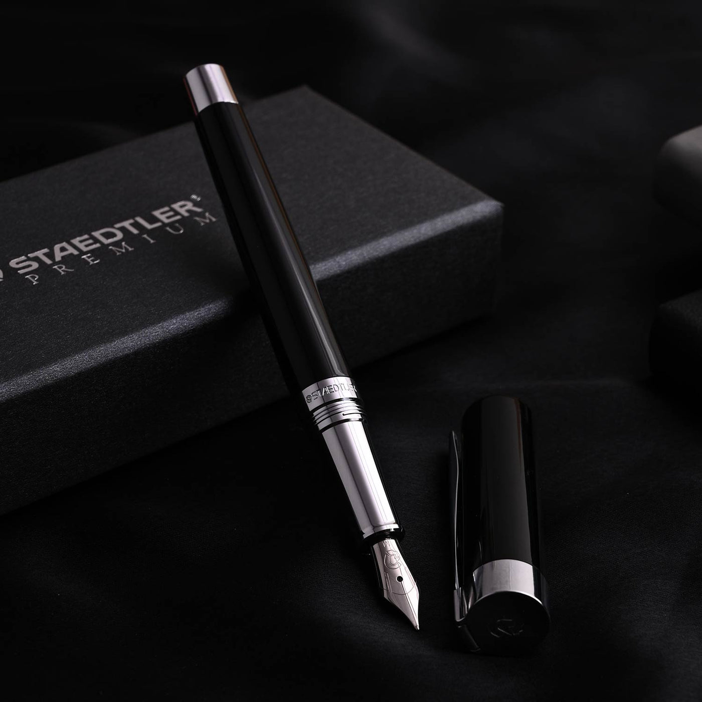 Staedtler Premium Resina Fountain Pen - Black CT 8