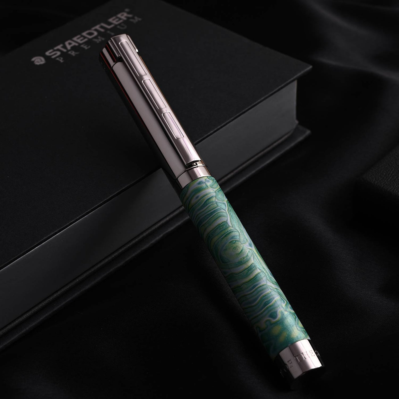 Staedtler Premium Pen of the Season Fountain Pen - Green CT (Limited Edition) 7