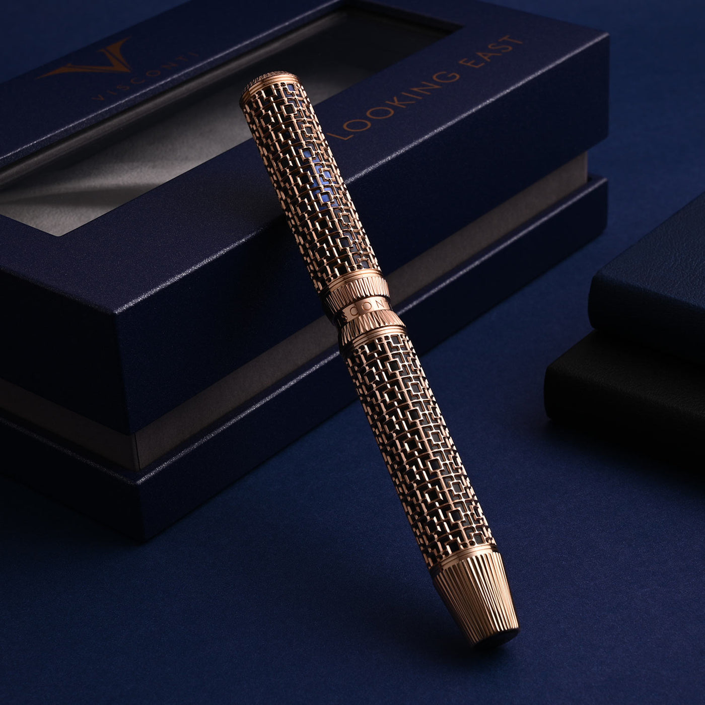 Visconti Looking East Fountain Pen - Rosegold (Limited Edition) 13