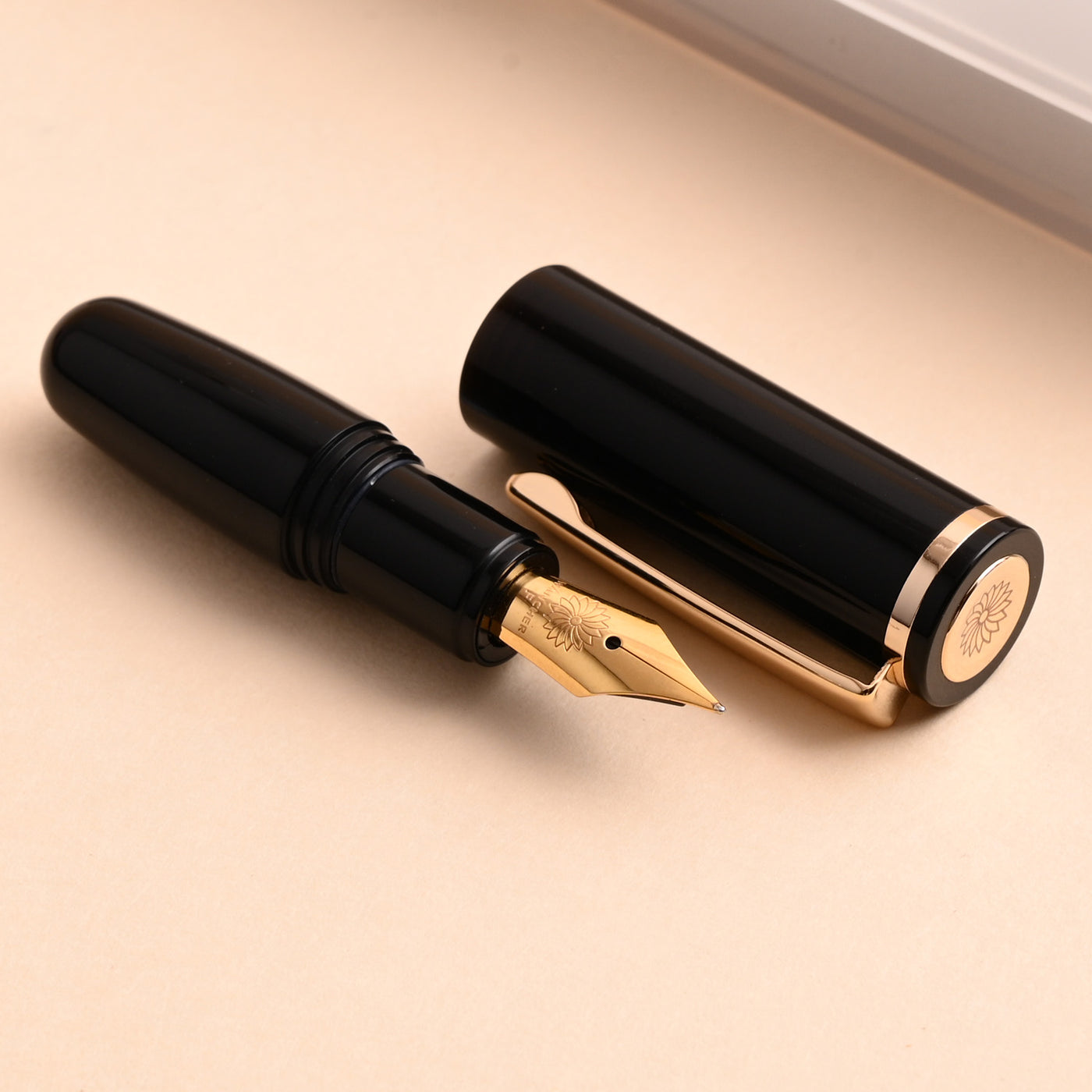 Wancher PuChiCo Fountain Pen - Penguin Black GT 3