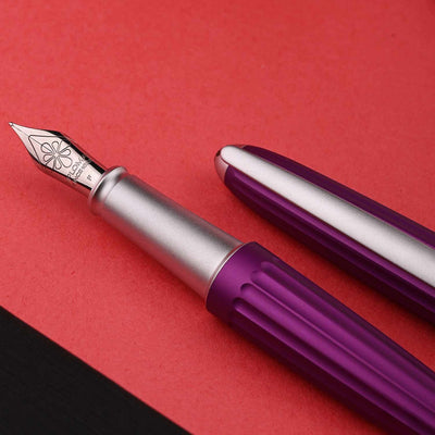 Diplomat Aero Fountain Pen - Violet 2