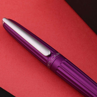 Diplomat Aero Fountain Pen - Violet 4