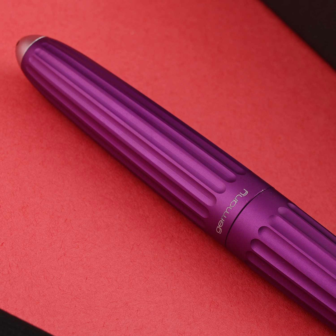 Diplomat Aero Fountain Pen - Violet 5