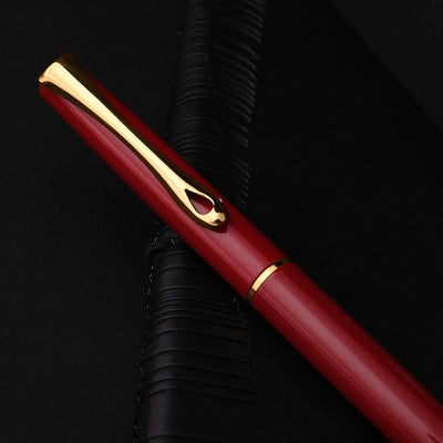 Diplomat Traveller Fountain Pen - Dark Red 3