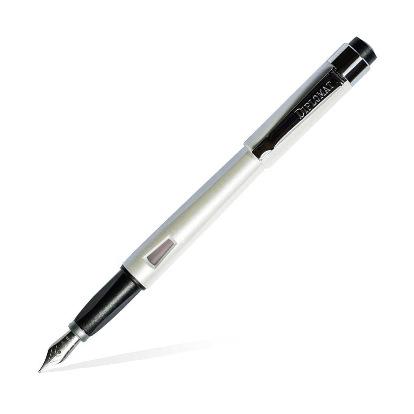 Diplomat Magnum Fountain Pen - Pearl White 1