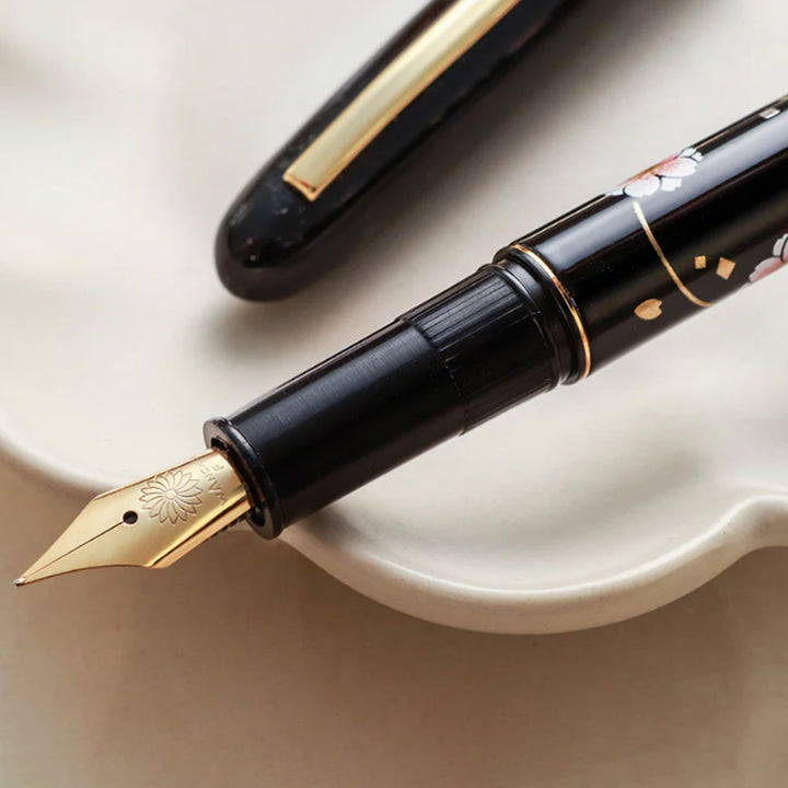 ◆maki◆ Shop Wancher Maki-e Fountain Pen | Japanese Pens | Wancher | Makoba