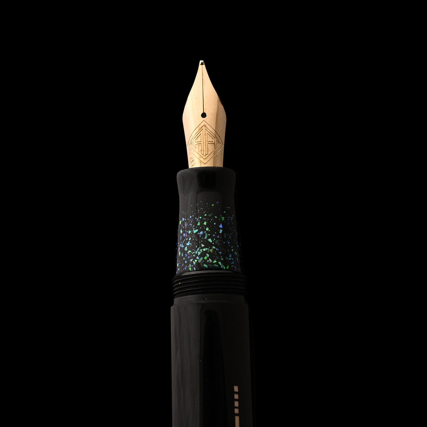 AP Limited Editions - The Writer Maki-e Art Fountain Pen - Radiance 7