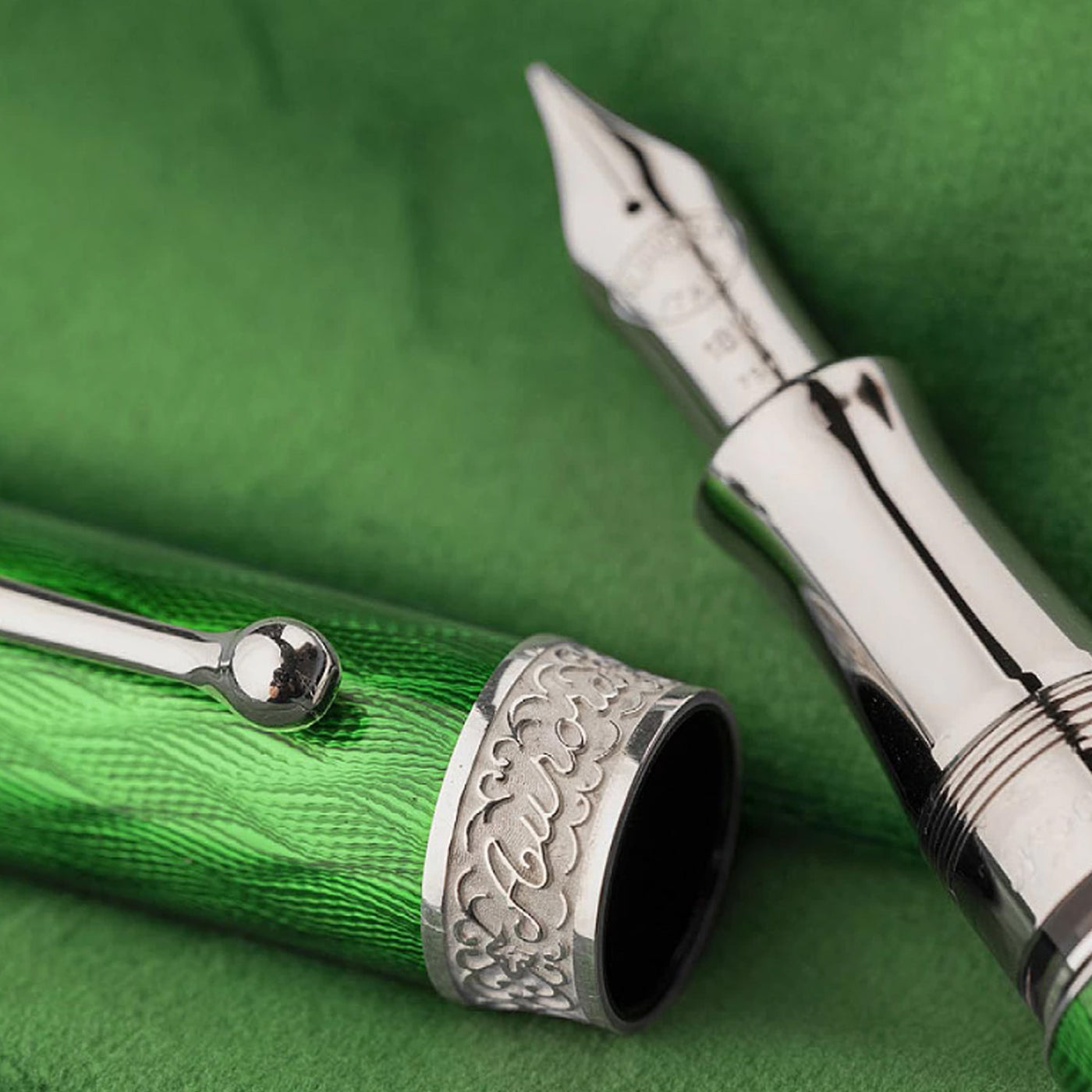 Aurora Conte Limited Edition Fountain Pen - Green 10