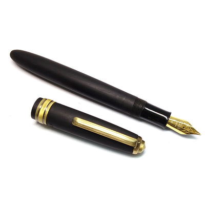 Click Falcon Ebonite Fountain Pen - Carbon Black GT