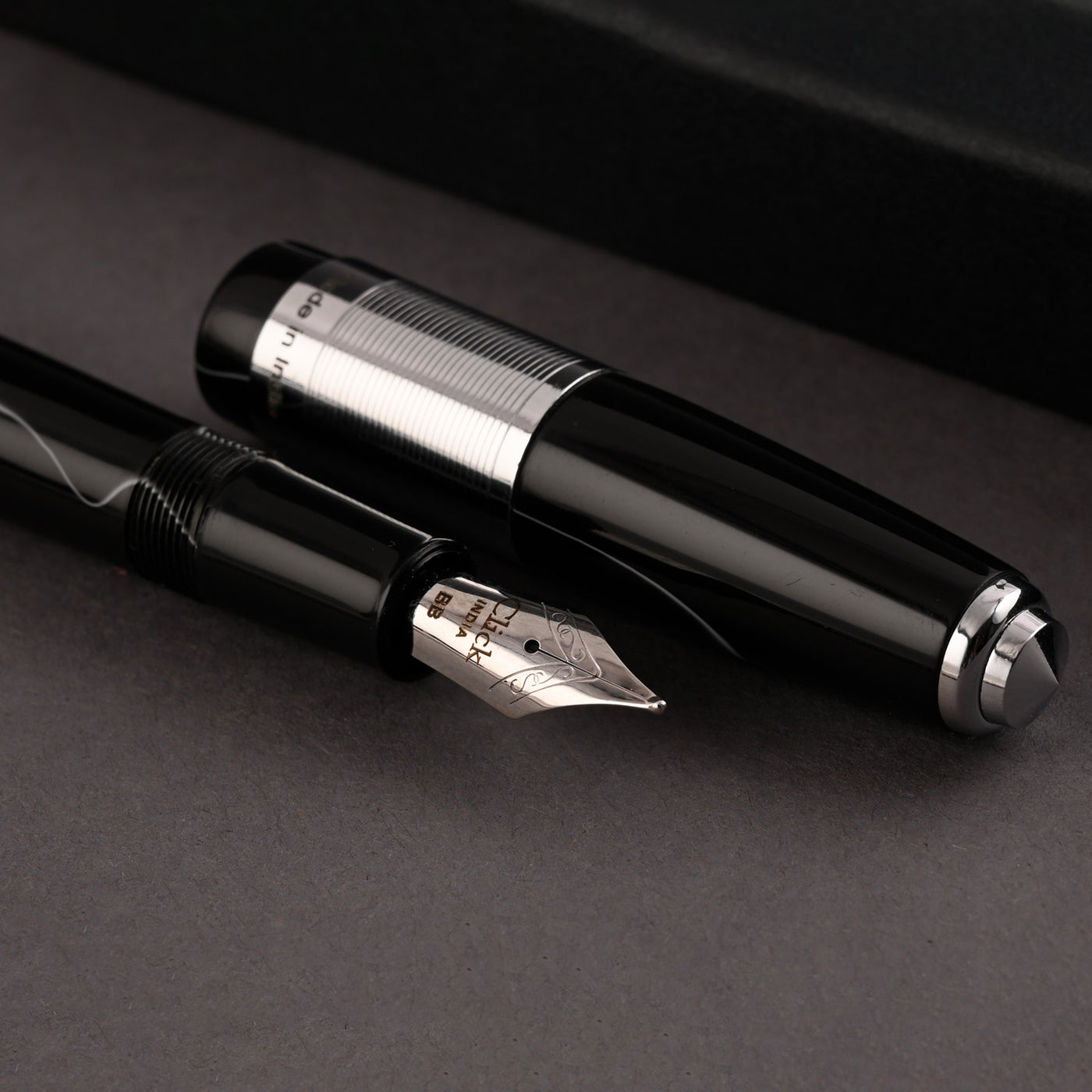 Click Retro Acrylic Fountain Pen - Black CT 9