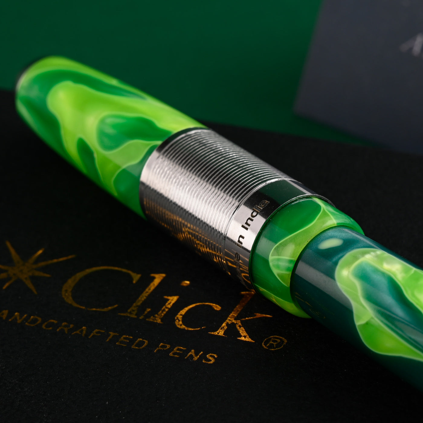 Click Retro Acrylic Fountain Pen - Green CT 9