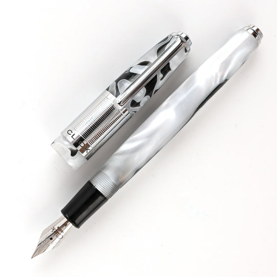 Click Retro Acrylic Fountain Pen - White Black CT