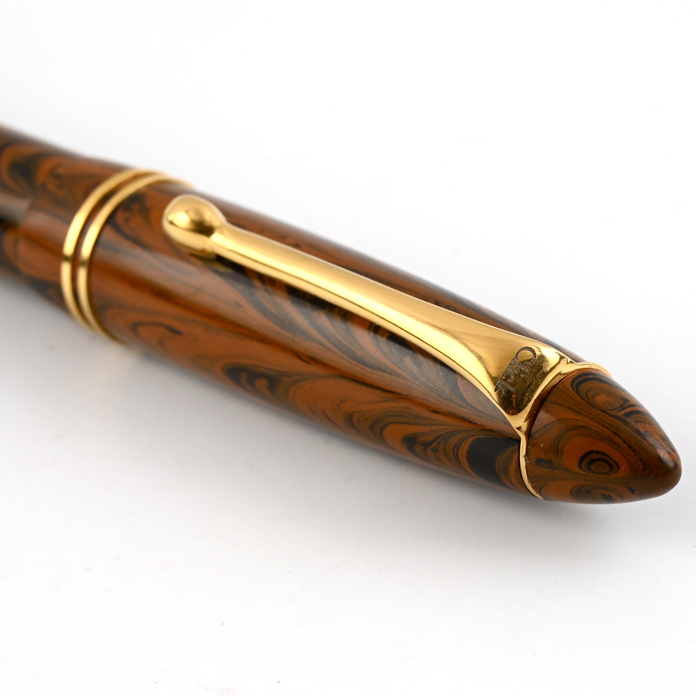 Click Yen Ebonite Fountain Pen - Brown Black GT