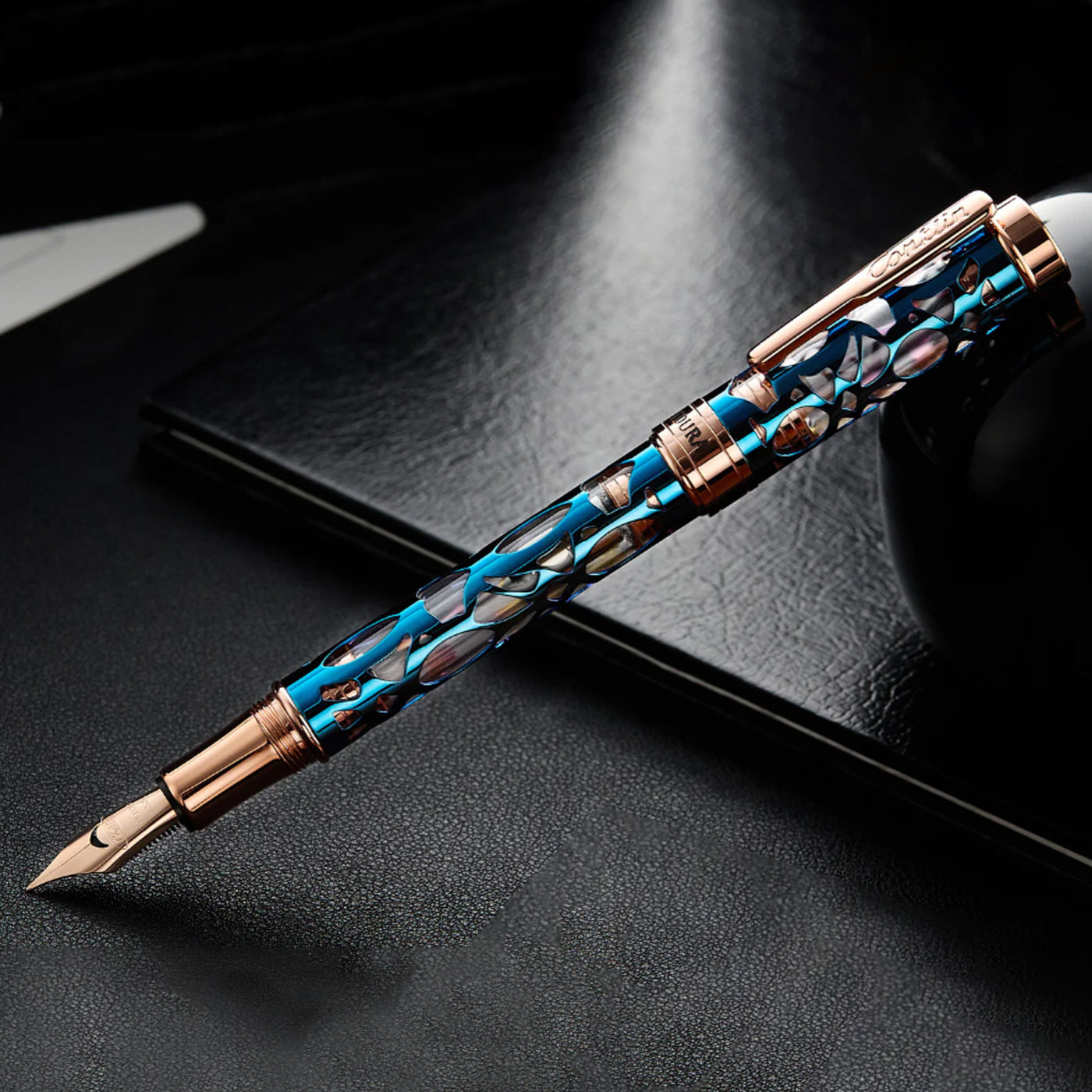 Conklin Endura Deco Crest Fountain Pen - Demo Blue RGT 16