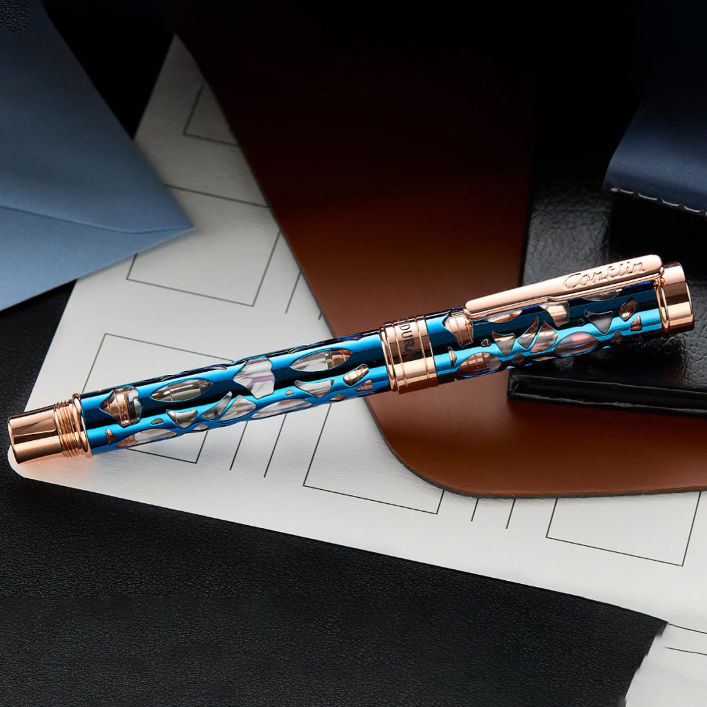 Conklin Endura Deco Crest Fountain Pen - Demo Blue RGT 17