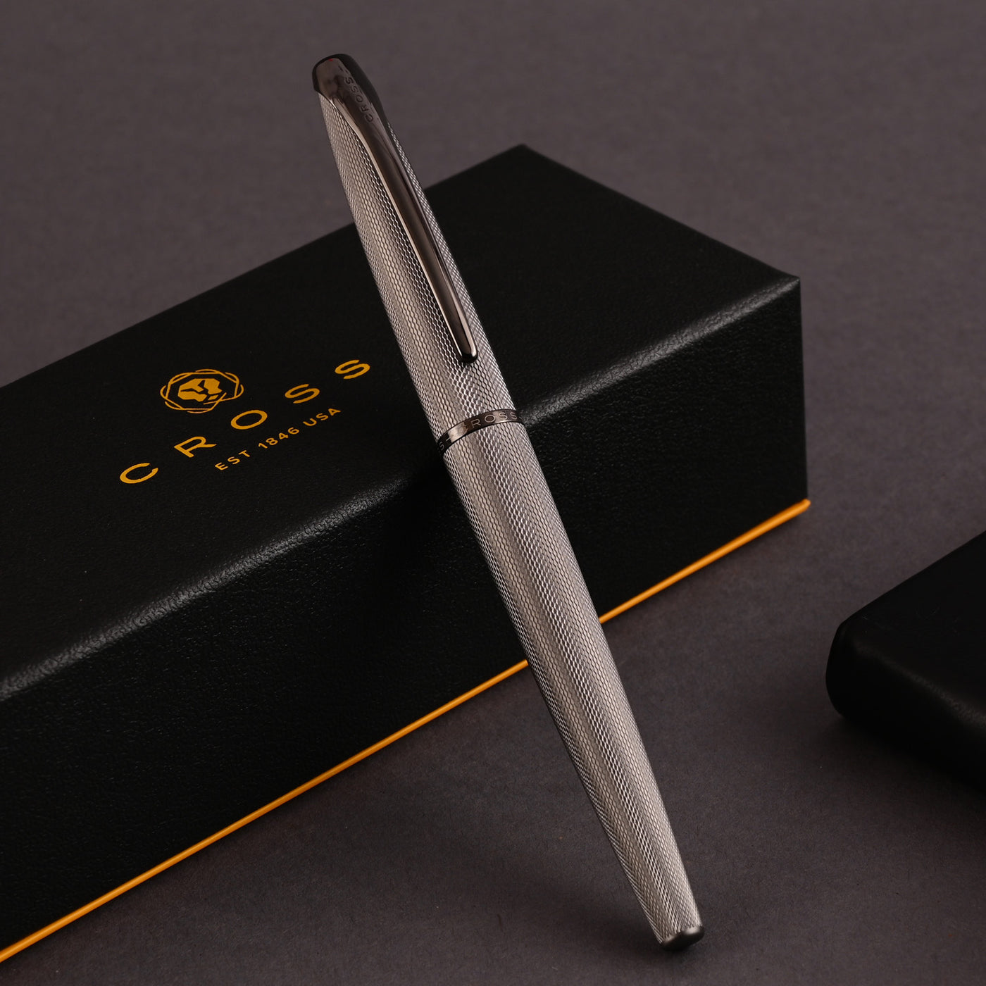 Cross ATX Fountain Pen - Sandblasted Titanium Grey 10