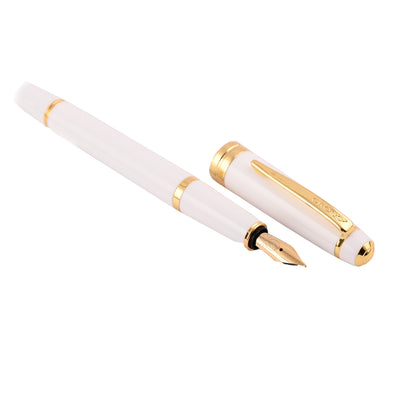 Cross Bailey Light Fountain Pen - White GT 2