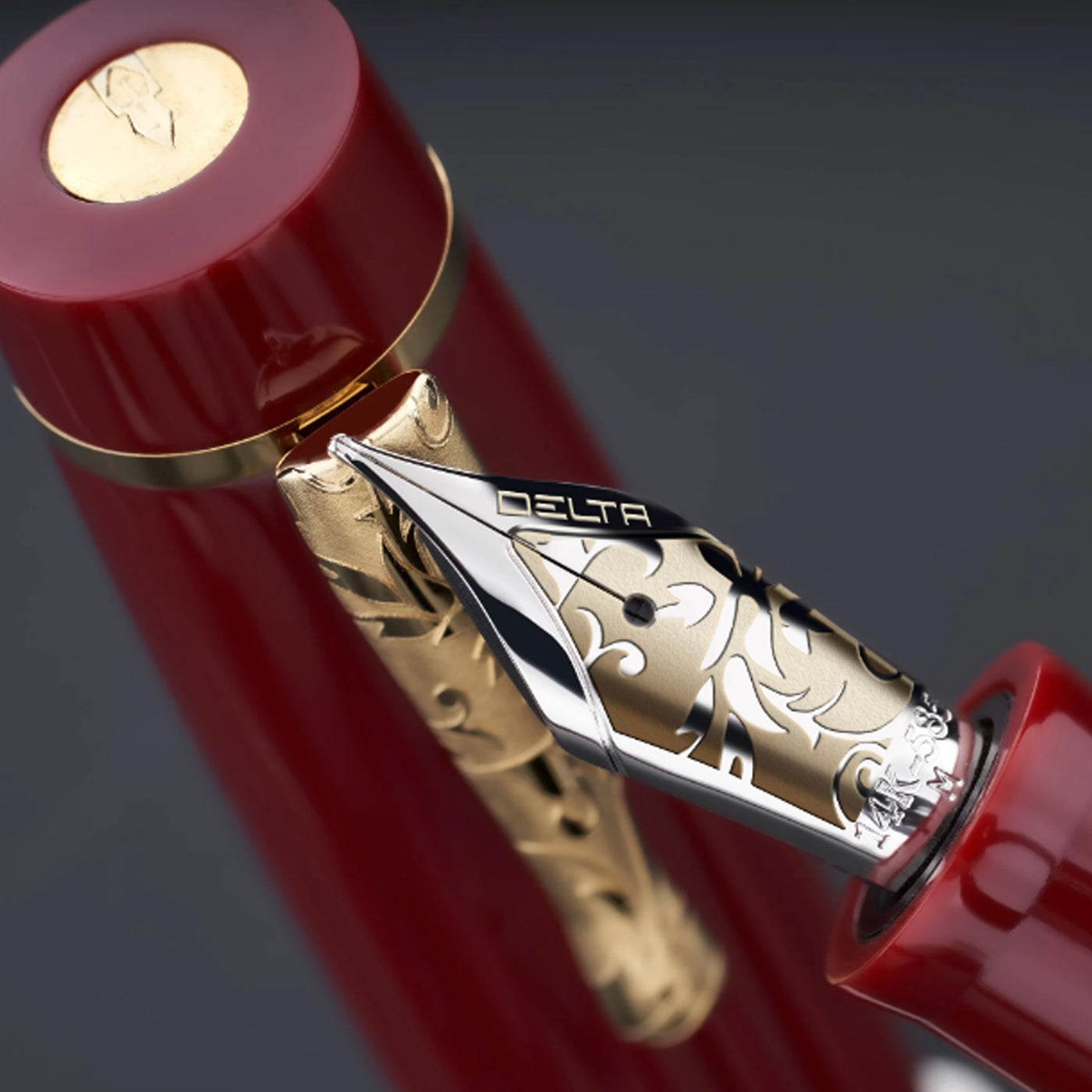 Delta Bio+16 14K Gold Fountain Pen - Coral GT 14