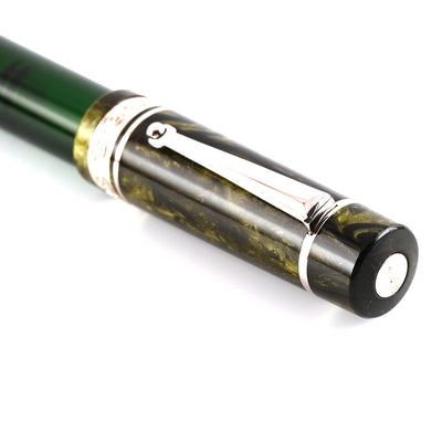 Delta Mid Size Plus Limited Edition No.8 Fountain Pen - Royal Green CT 4