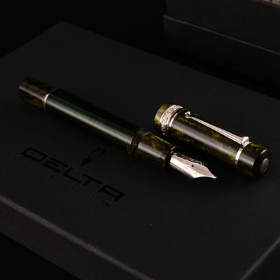 Delta Mid Size Plus Limited Edition No.8 Fountain Pen - Royal Green CT 6