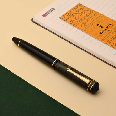 Delta Write Balance Fountain Pen - Green GT 13