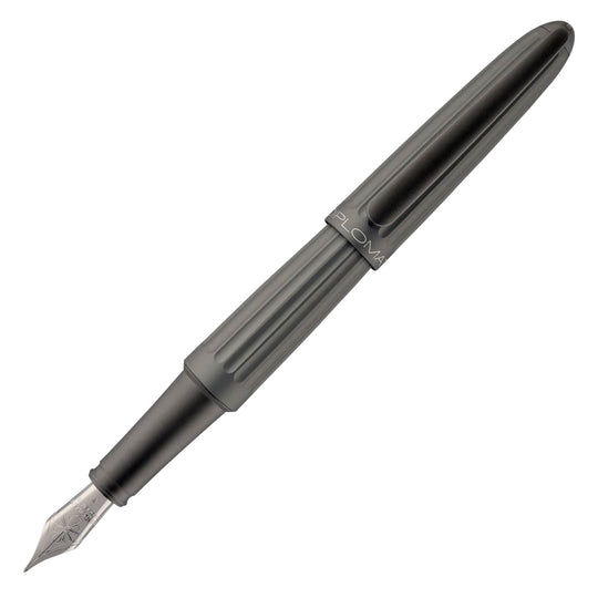 Diplomat Aero Fountain Pen - Grey