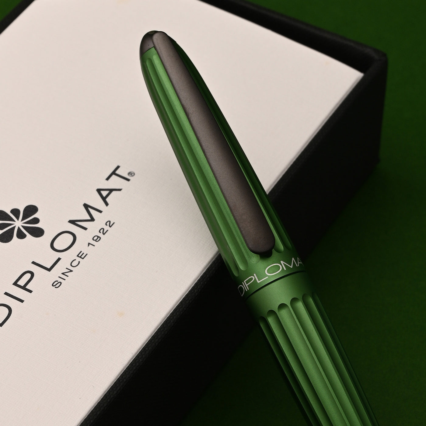 Diplomat Aero Ball Pen - Green 7