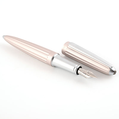Diplomat Aero Fountain Pen - Antique Rose 3
