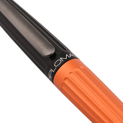 Diplomat Aero Fountain Pen - Black/Orange 4