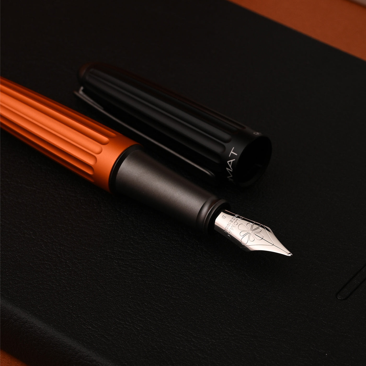 Diplomat Aero Fountain Pen - Black/Orange 7