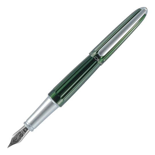 Diplomat Aero Fountain Pen - Evergreen CT