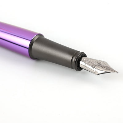 Diplomat Aero Fountain Pen - Funky BT (Special Edition) 4
