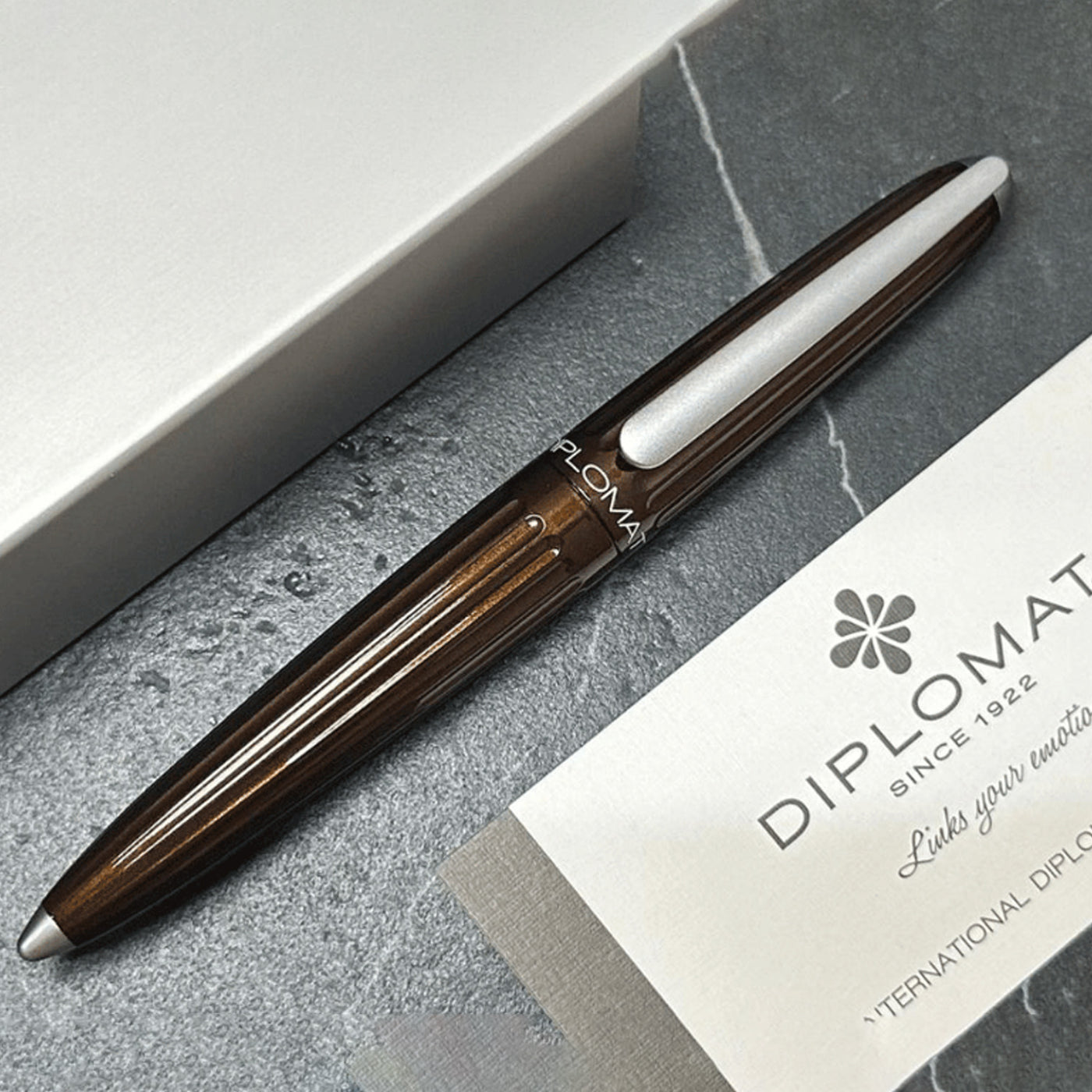 Diplomat Aero Fountain Pen - Marrakesh CT 9